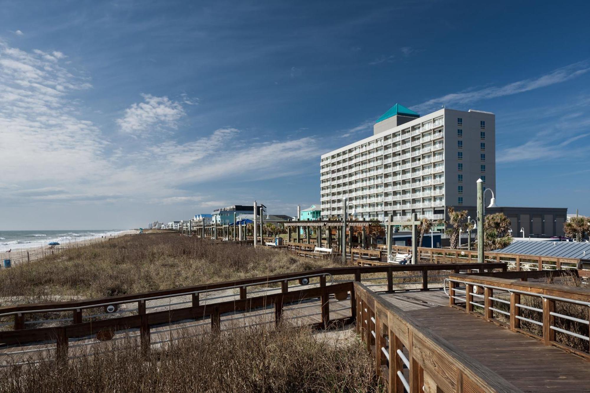 Courtyard Carolina Oceanfront Hotel