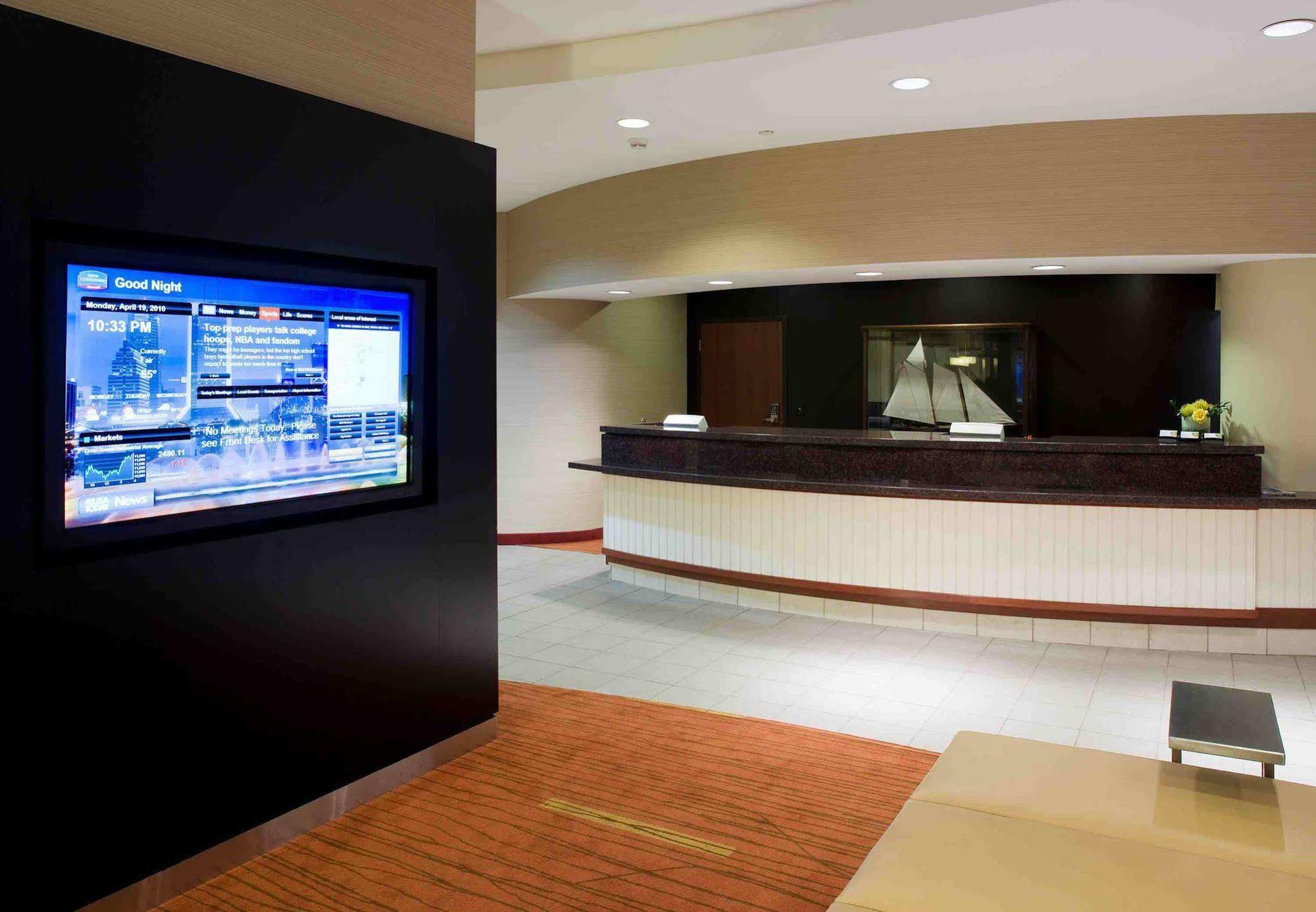 Courtyard Carolina Oceanfront 3*