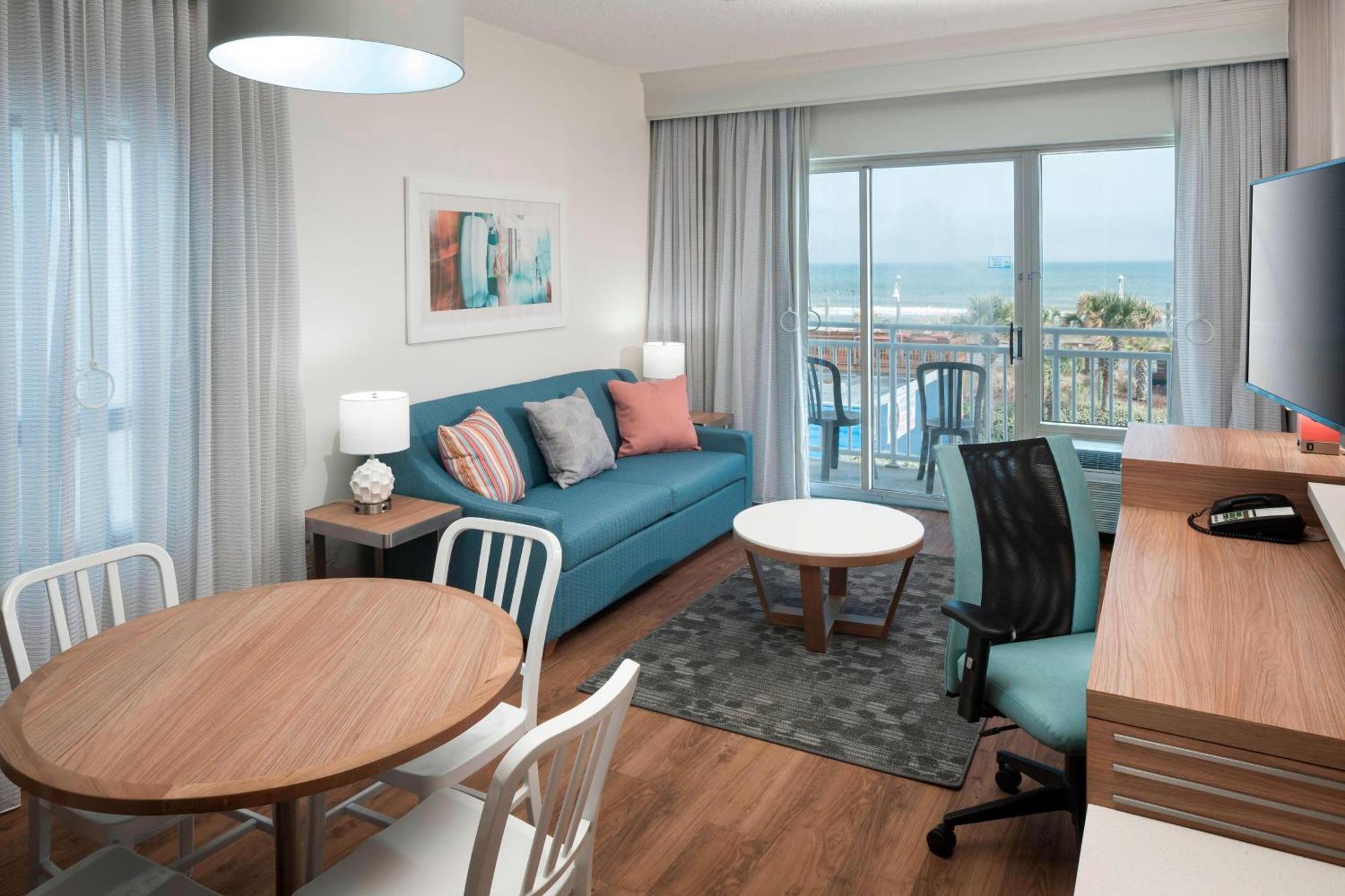 Courtyard Carolina Oceanfront
